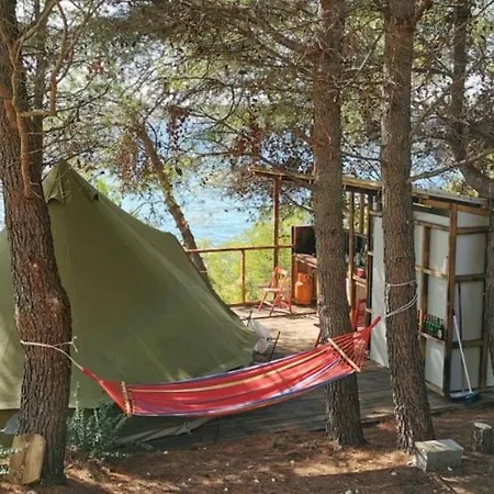 Zelt 3 Camp West 別荘 Ražanac